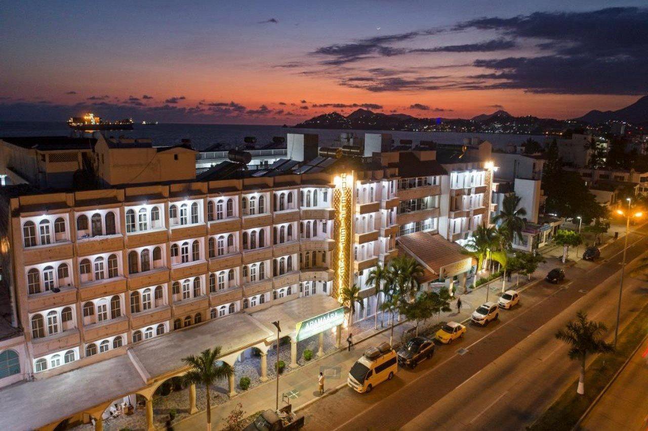 Hotel Fiesta Mexicana مانزانيلو المظهر الخارجي الصورة