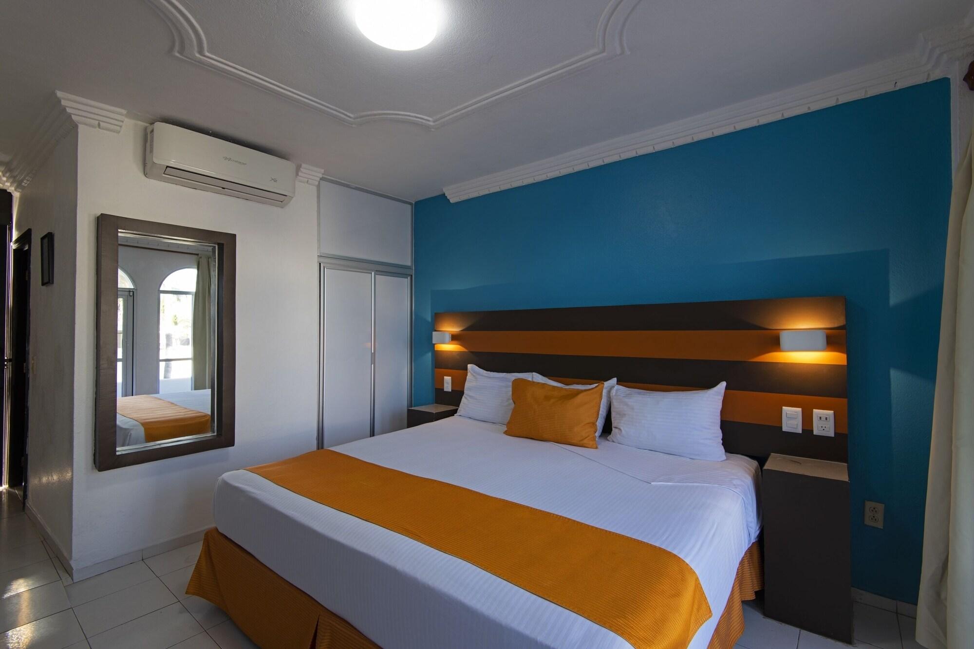 Hotel Fiesta Mexicana مانزانيلو المظهر الخارجي الصورة
